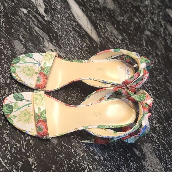 BRAND NEW NINE WEST KOBS ANKLE BOWNOT TIE SANDAL (WOMEN) - Picture 7 of 15